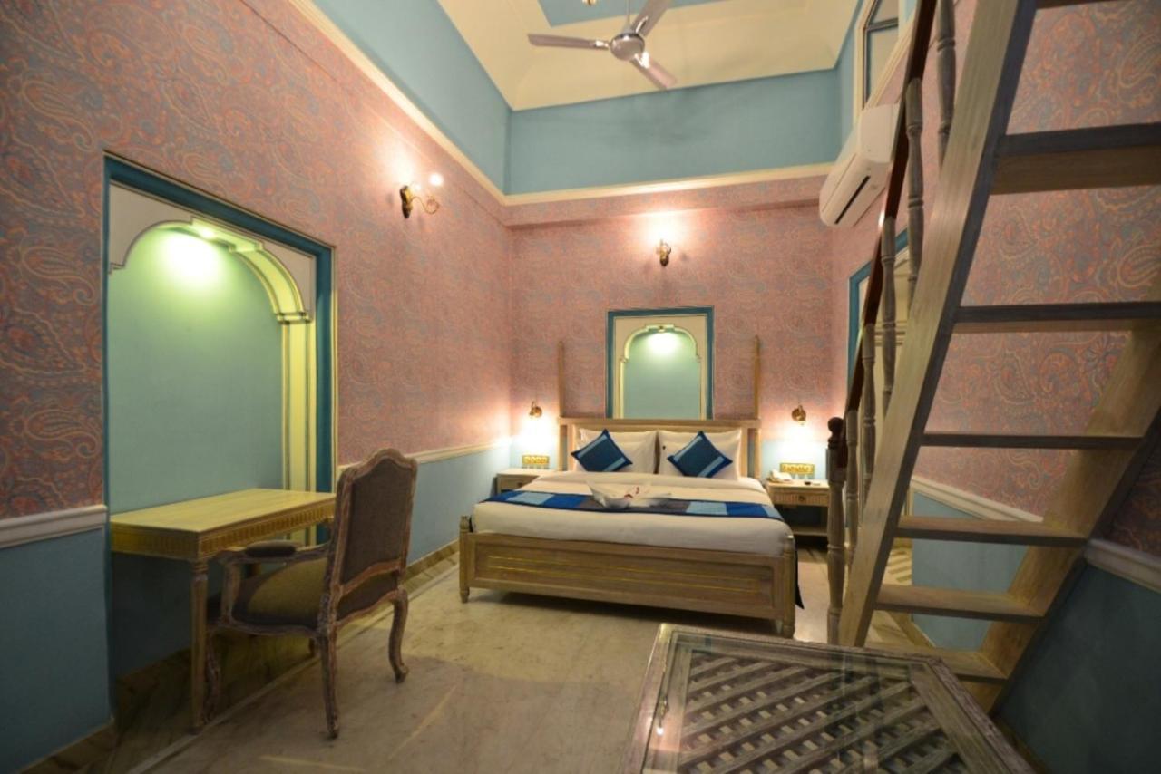 Nirbana Palace - A Heritage Hotel And Spa Jaipur Exterior foto